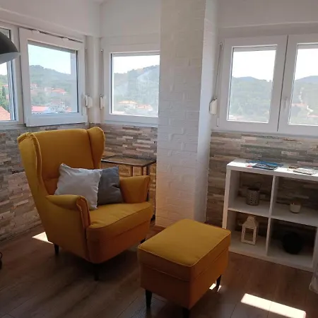 Apartman Magi Apartment *